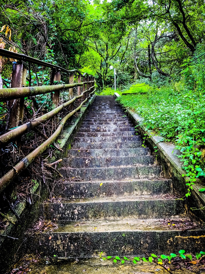 산계단
