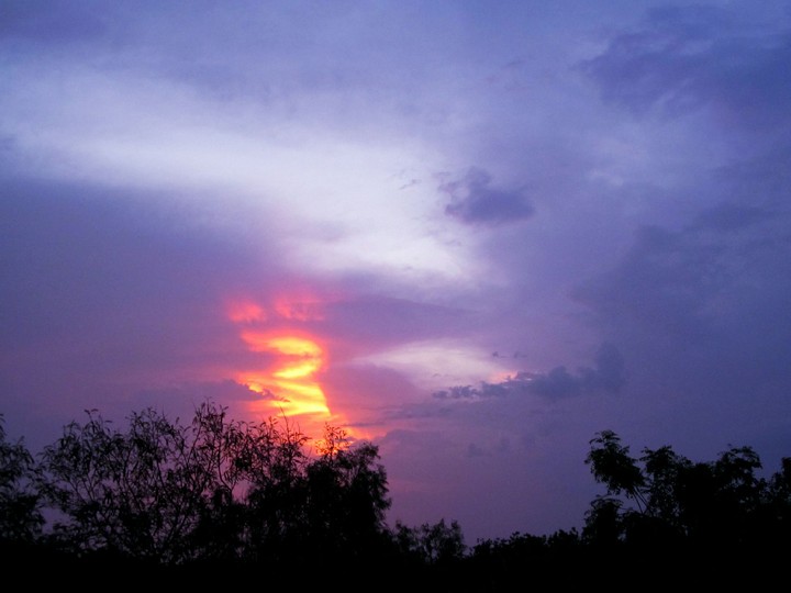 Monsoon Eve - 1st