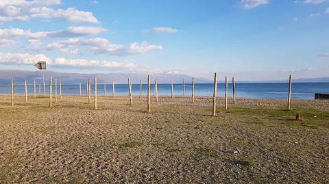 Struga lake