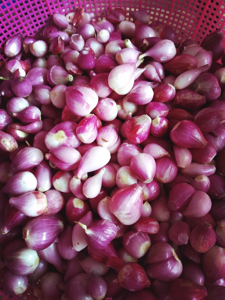 Bawang merah kupas