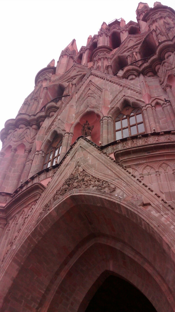 Parroquia de San Miguel Arcángel
