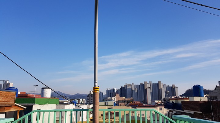 육교에서바라본 하늘