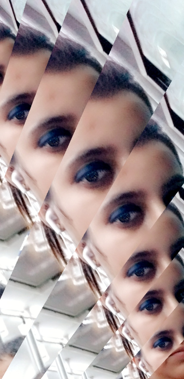 blue smoked eyes