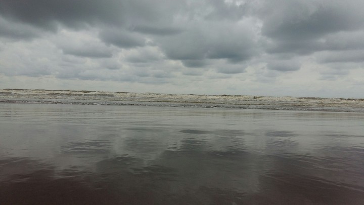 cloudy beach