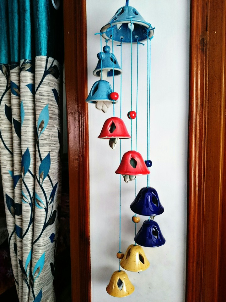 preety dangling!