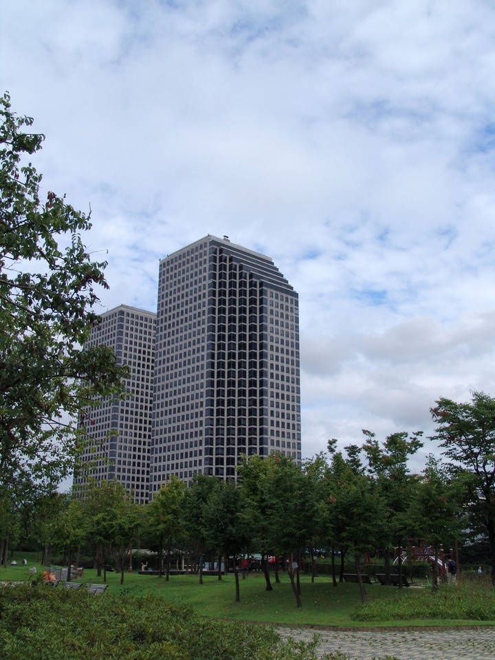 Financial Building