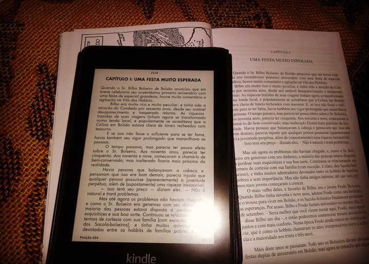 Kindle e Livro Físico 5 de fev de 2020