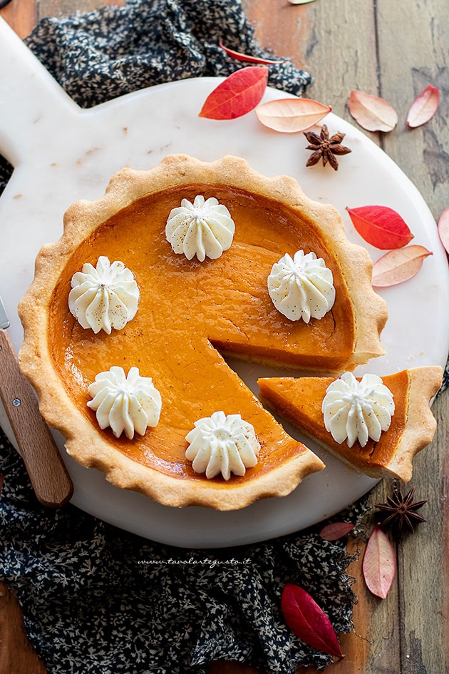SWEET PUMPKIN PIE
