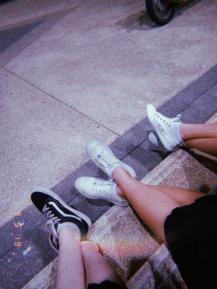 th