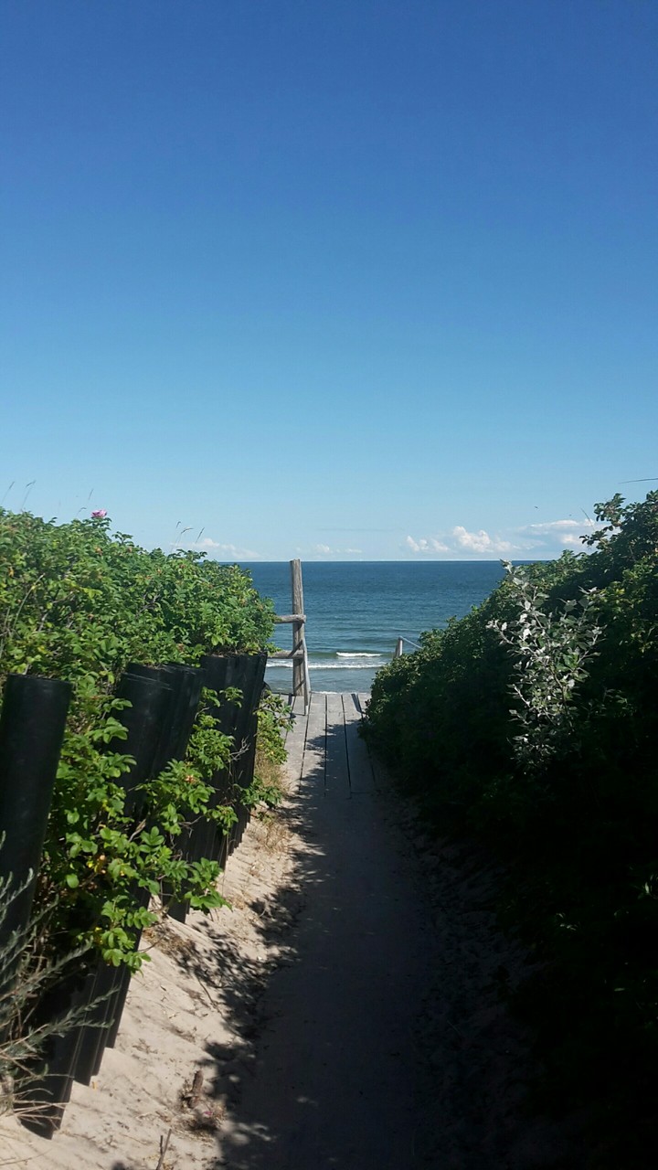 way to the sea
