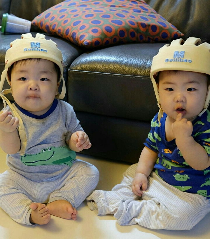 둥이들 다칠까봐..