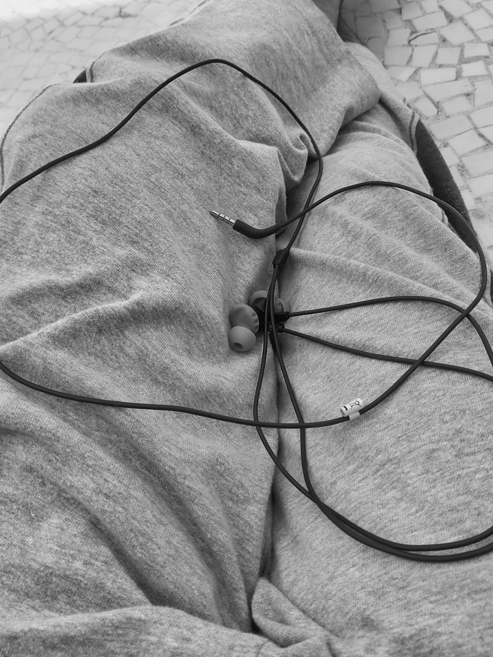 Earphone
