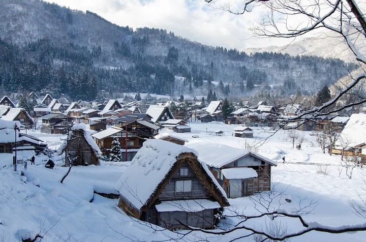 Shirakawa-go deep in winter snow