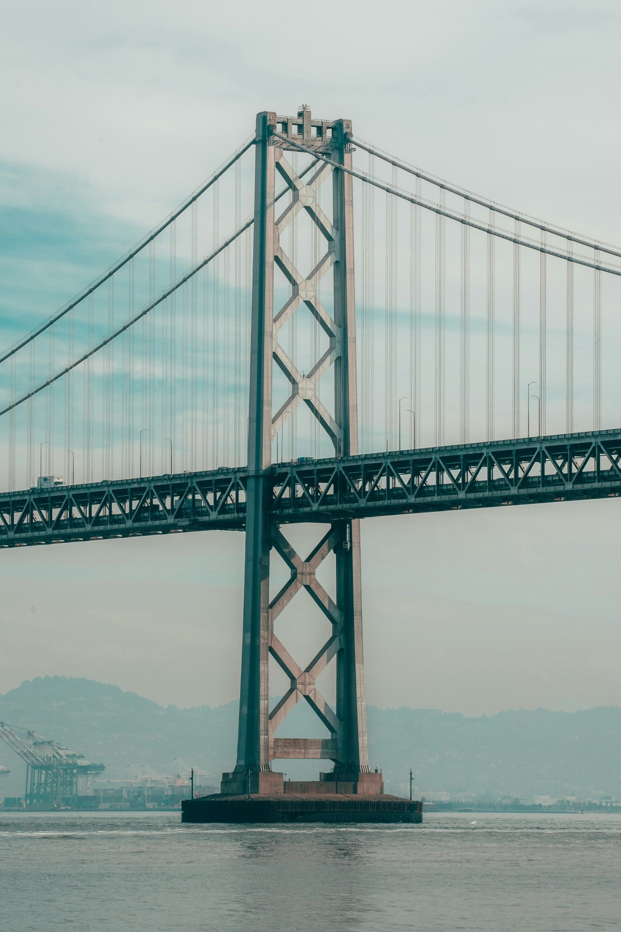 Engineering, bridge–tunnel Hintergrundbilder