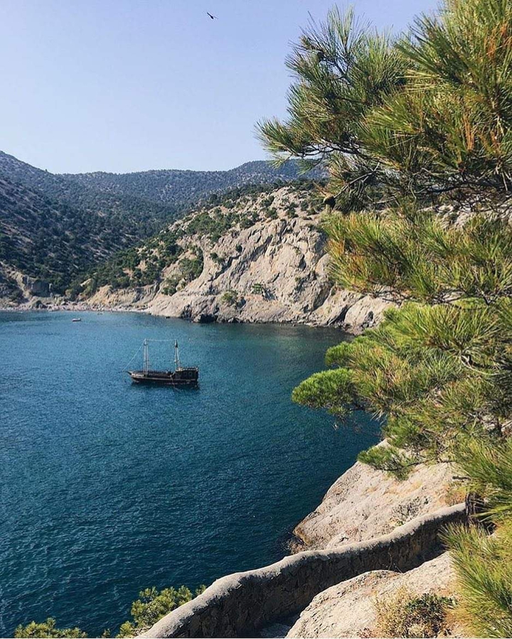 КРЫМ