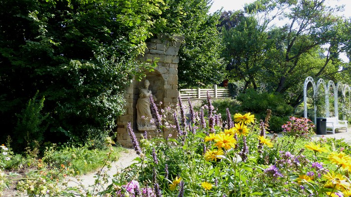Blühendes Barock Schloss Ludwigsburg