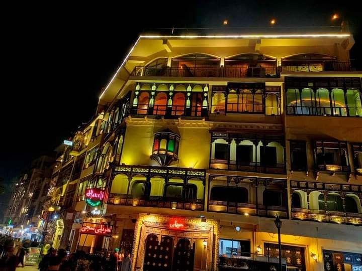 MY HOMETOWN LAHORE ??