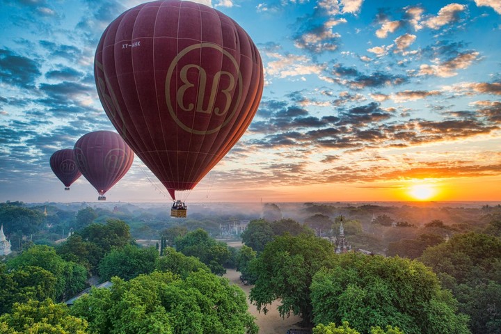 balloons