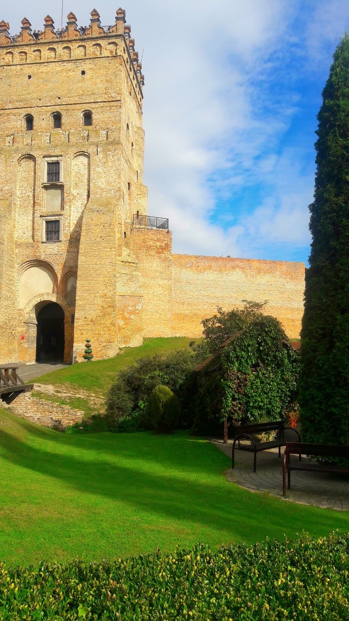 excellent castle