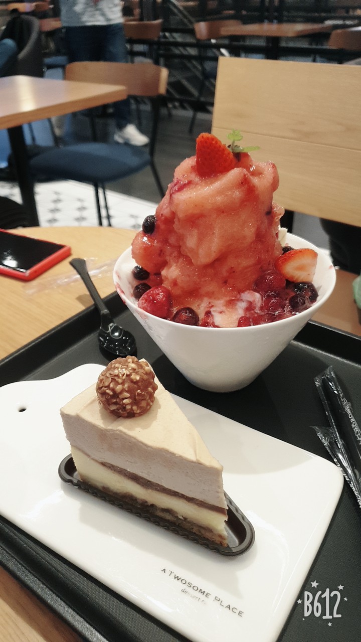 Twosome Place Cafe