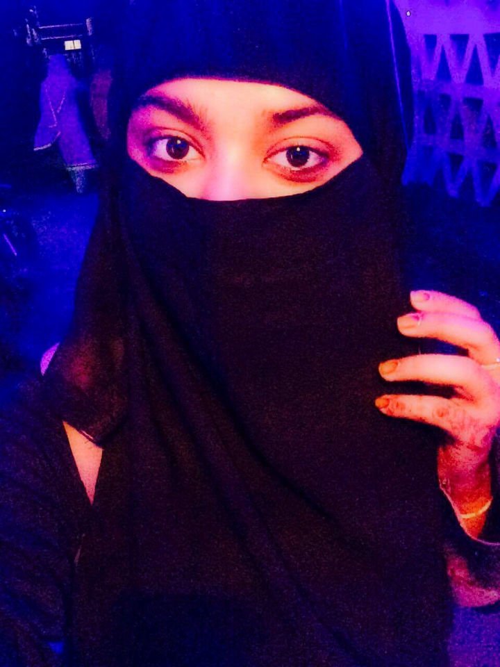 Girl with Niqap