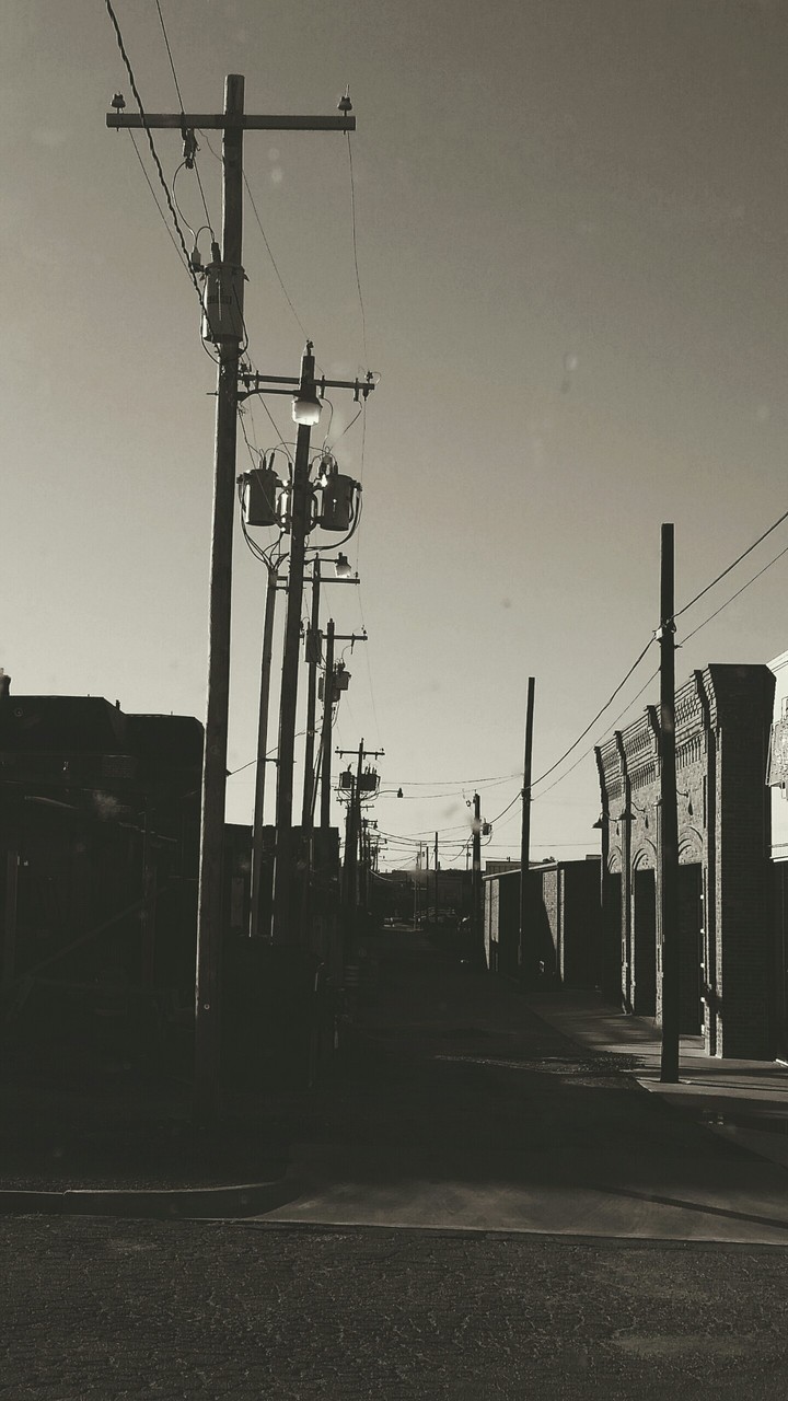 Alley in Nocona, tx.