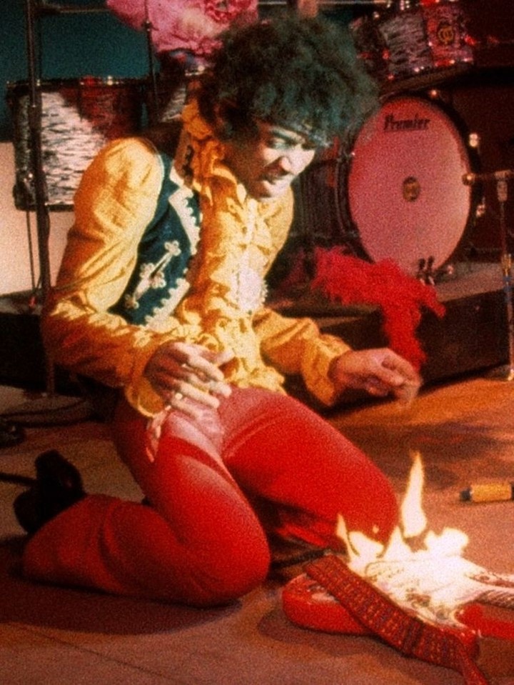 JIMI HENDRIX AT MONTEREY POP 1967..........