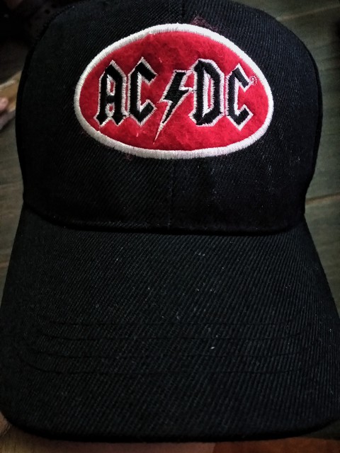 AC⚡DC