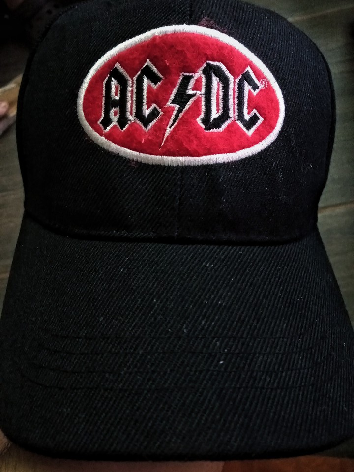 AC⚡DC
