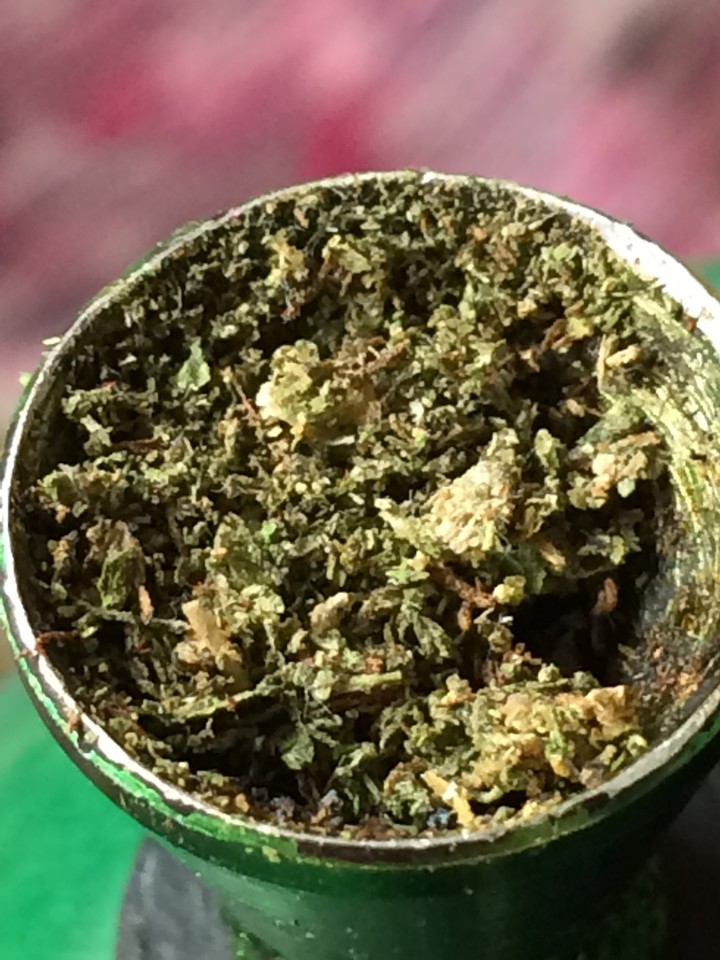 SB16....iPhone 5s..marijuana..