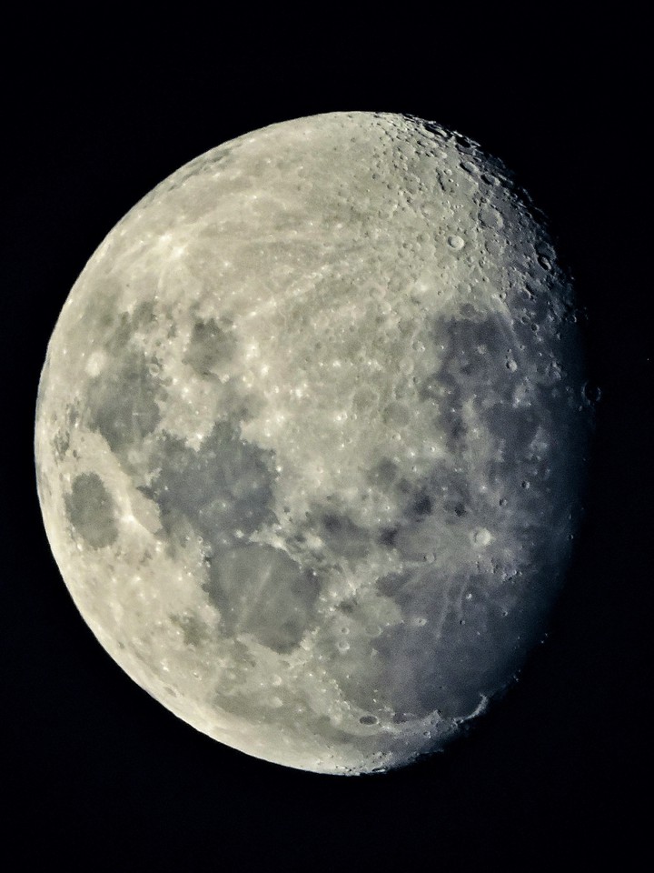 MOON