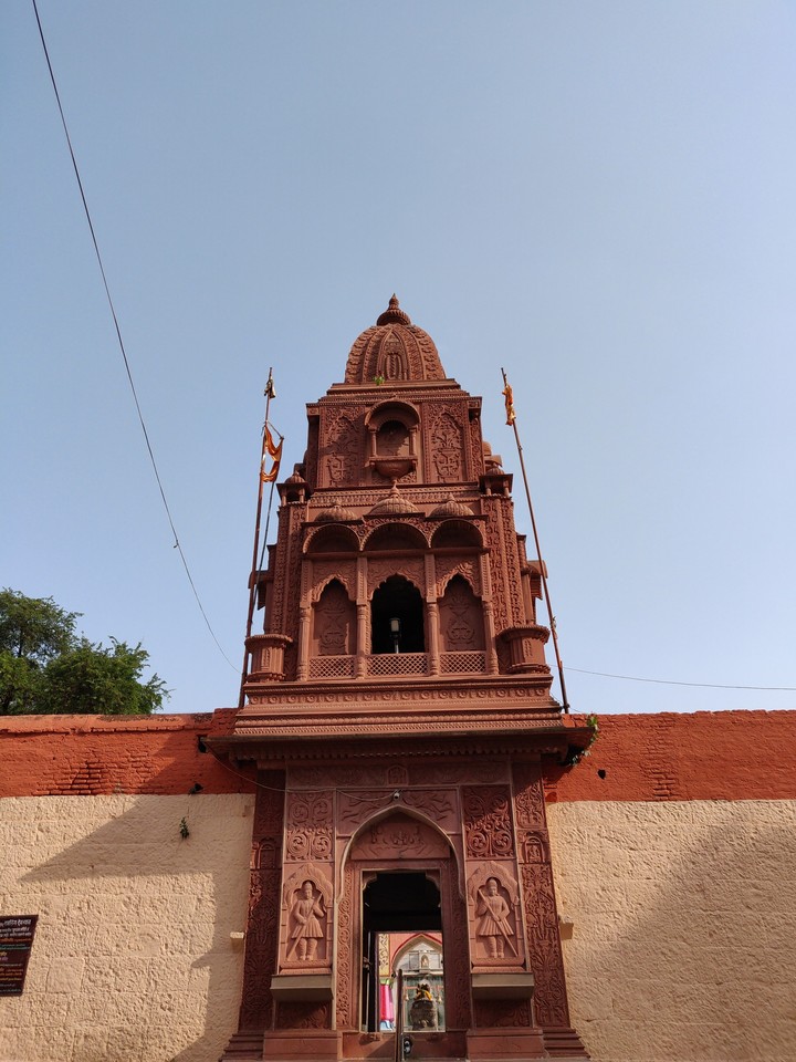 temple gate