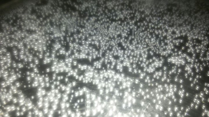 booble in water