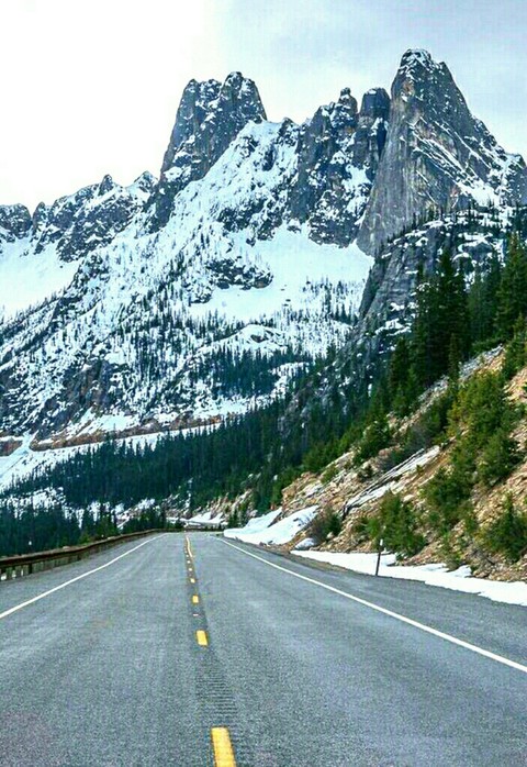 Road To Mountain