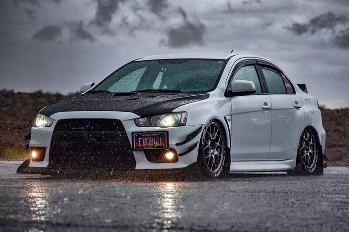 mitsubishi lancer evolution X