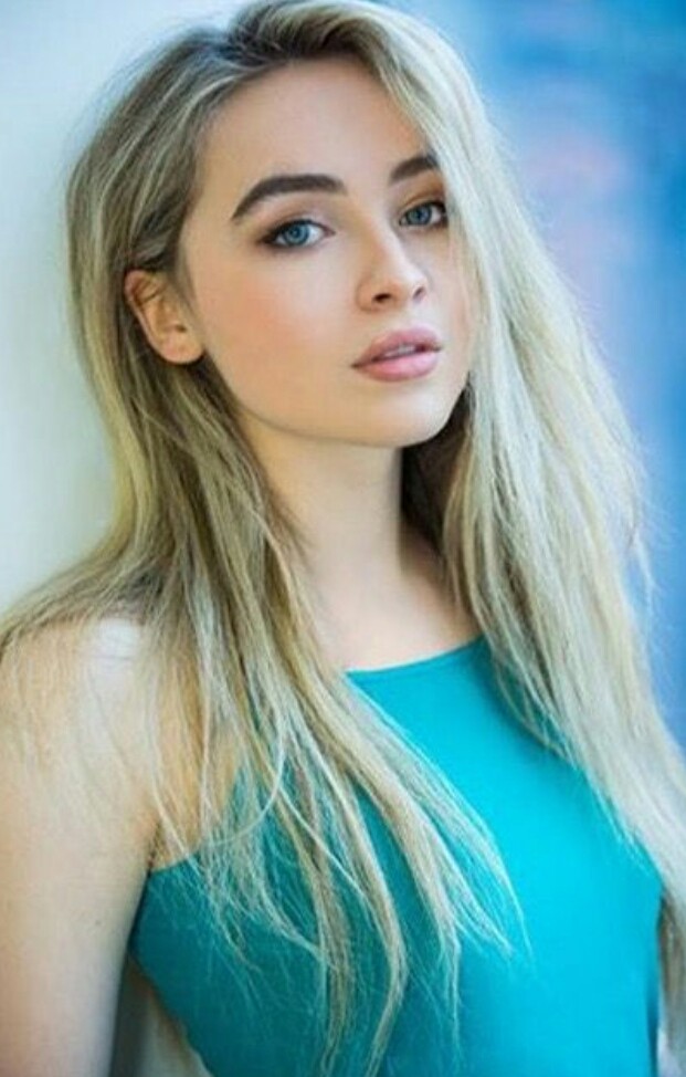 Sabrina Carpenter
