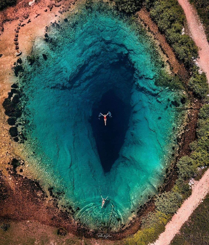into to the deep blue❤⭐❤⭐❤⭐❤