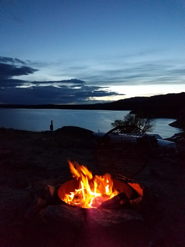 CampFire @ Lake