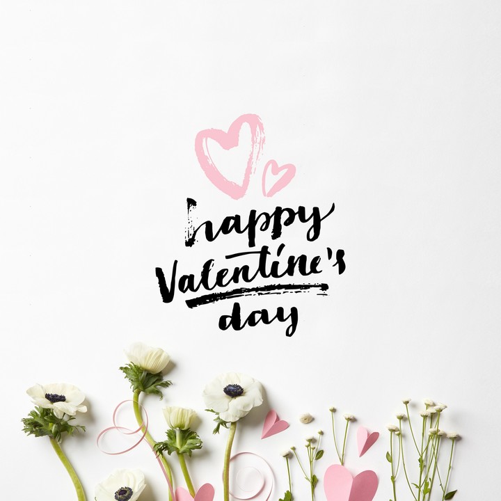 <3