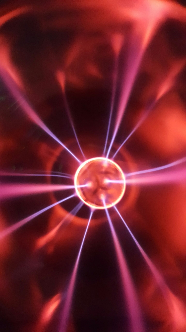 Plasma light