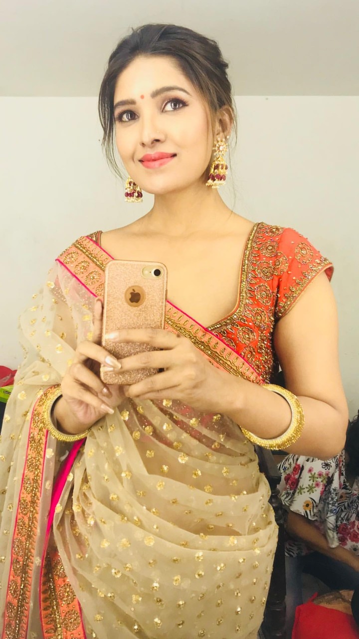 Golden saree beautiful