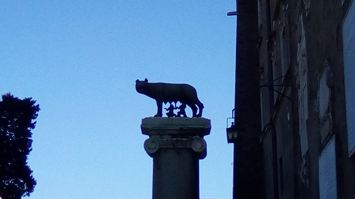 Romulo, Remo y la loba
