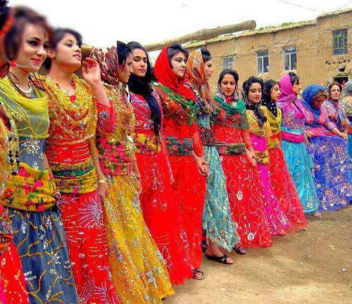 Dance Girls Kurd