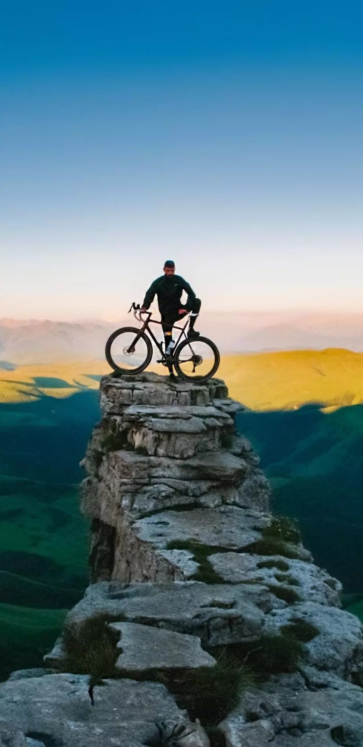 Riding on a rock☆☆