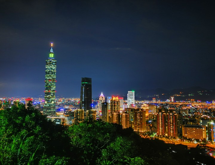 Taipei  101  night view
