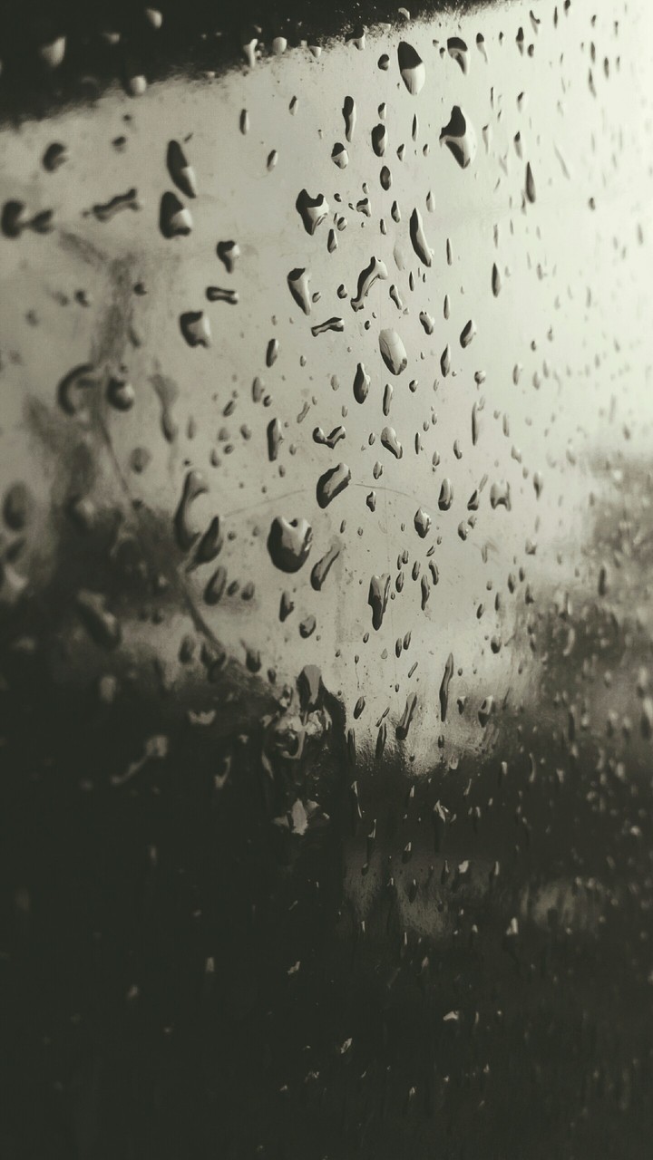 Water Drop on train door