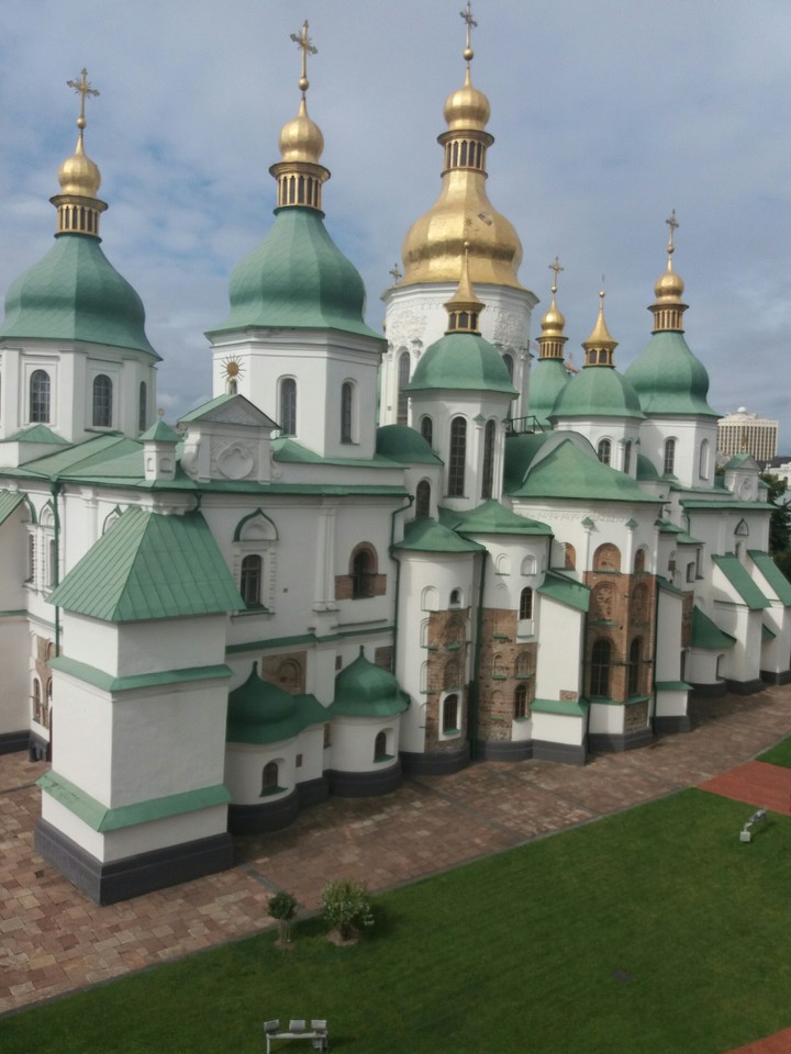 храм
