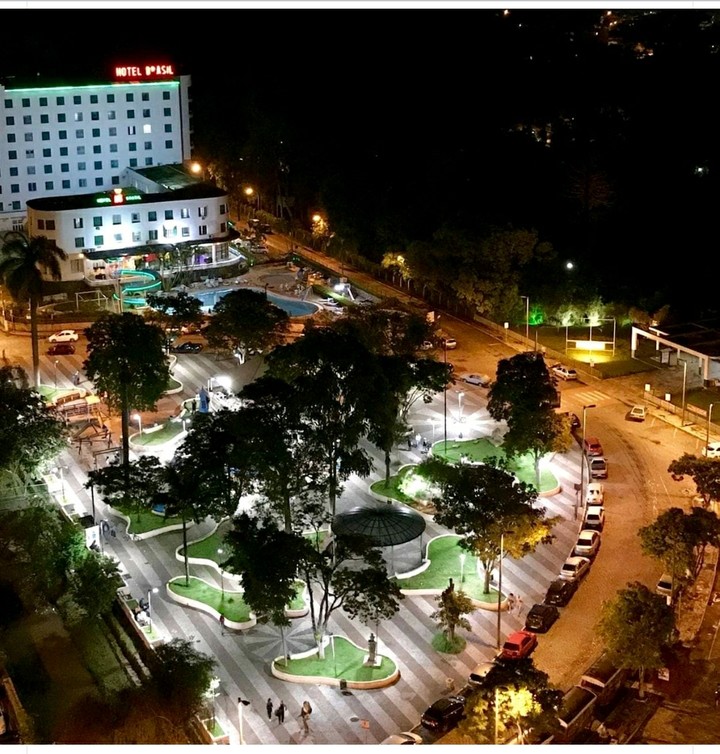 noite certa.