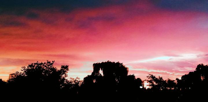 Colour Mixing Clouds