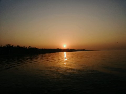 sea sunny
